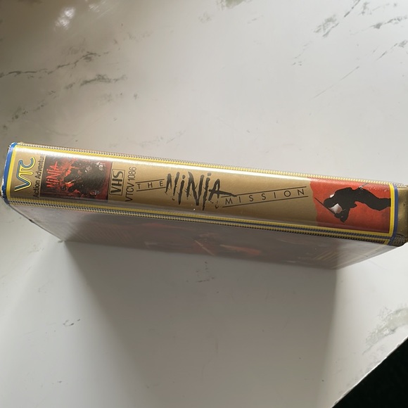 THE NINJA MISSION - VHS - Clamshell 1984 - Picture 4 of 11